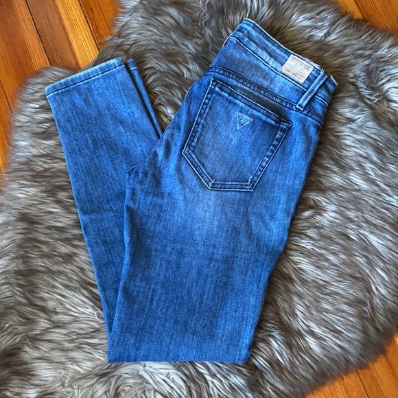 GUESS | Jeans - Picture 5 of 6